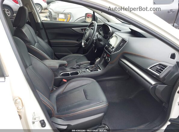 JF2GTHMC1M8221110 2021 SUBARU CROSSTREK Белый Вид салона спереди