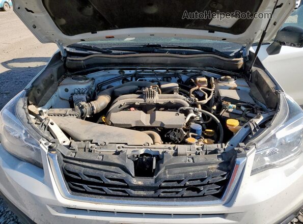 JF2SJAAC5JG528129 2018 SUBARU FORESTER 2.5 White 