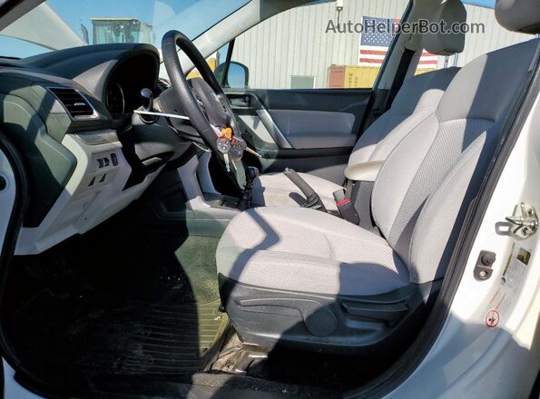 JF2SJAAC5JG528129 2018 SUBARU FORESTER 2.5 White 
