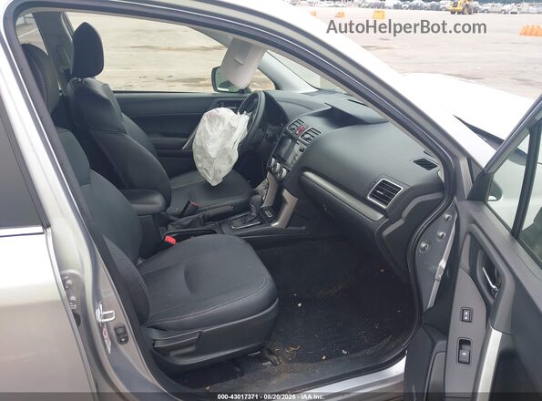 JF2SJAVC0GH545126 2016 SUBARU FORESTER 2.5I TO Silver Widok wnętrza z przodu