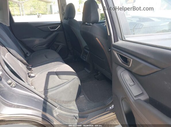 JF2SKADC0MH493801 2021 SUBARU FORESTER Gray VIN կոդի պիտակի տեսք