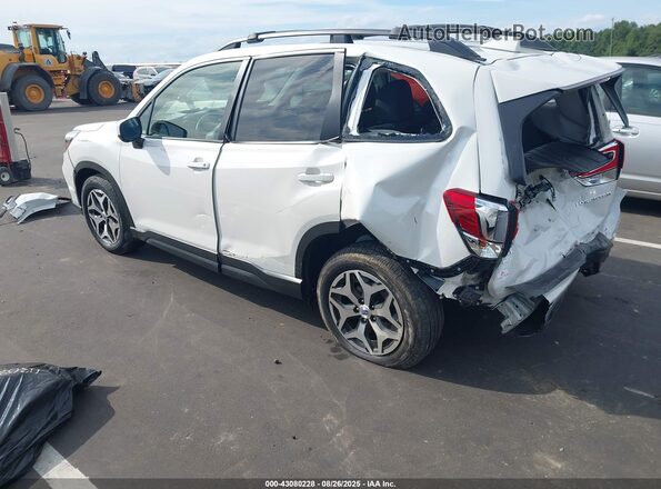 JF2SKAJC9MH576437 2021 SUBARU FORESTER Белый 