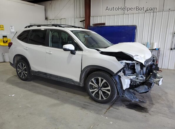 JF2SKAPC7PH490524 2023 SUBARU FORESTER Белый Передняя правая четверть