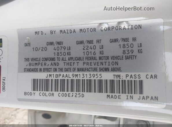 JM1BPAAL9M1313955 2021 MAZDA 3 White Вид підкапотного простору