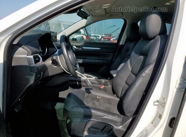 JM3KFBCM6M1481039 2021 MAZDA CX-5 White Widok wnętrza z przodu
