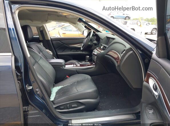 JN1BY1AR9JM220237 2018 INFINITI Q70 Dark Blue Вид салону спереду