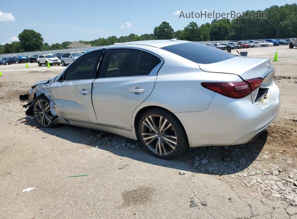 JN1EV7AR0JM610006 2018 INFINITI Q50 Серебряный 