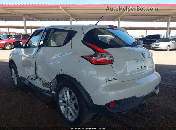 JN8AF5MV6HT752399 2017 NISSAN JUKE Белый Вид спереди