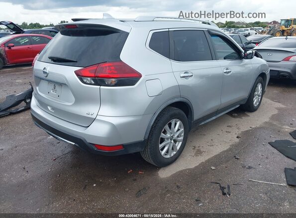 JN8AT2MT0JW454585 2018 NISSAN ROGUE Silver 