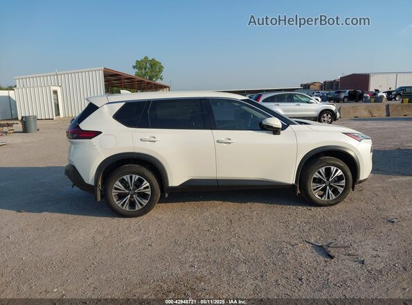 JN8AT3BAXMW015731 2021 NISSAN ROGUE White Vista interior trasera