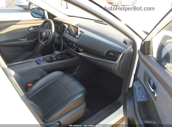 JN8AT3BAXMW015731 2021 NISSAN ROGUE White Vista interior delantera