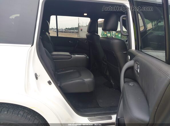 JN8AY2BA4R9415639 2024 NISSAN ARMADA White VIN კოდის სტიკერის ხედი