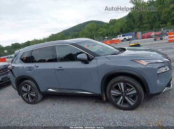 JN8BT3DC6PW100265 2023 NISSAN ROGUE Gray Vista interior trasera