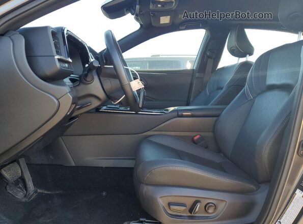 JTDAFAAF4R3010005 2024 TOYOTA CROWN Gray Вид салону спереду