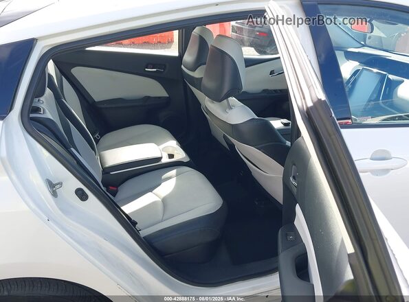 JTDKARFP5J3077090 2018 TOYOTA PRIUS PRIME White 