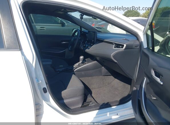 JTDS4MCE7NJ083830 2022 TOYOTA LL Белый Вид салона спереди