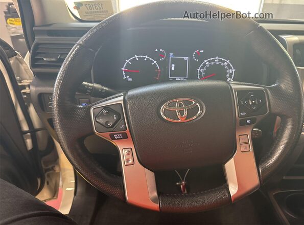 JTENU5JR5P6122506 2023 TOYOTA LIMITED  ძრავის განყოფილების ხედი