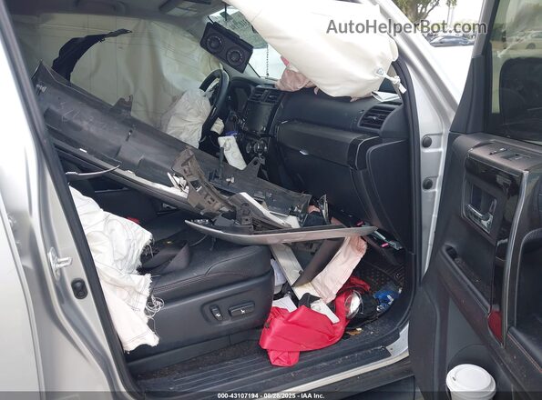 JTERU5JR4M5940263 2021 TOYOTA 4RUNNER Silver Widok wnętrza z przodu