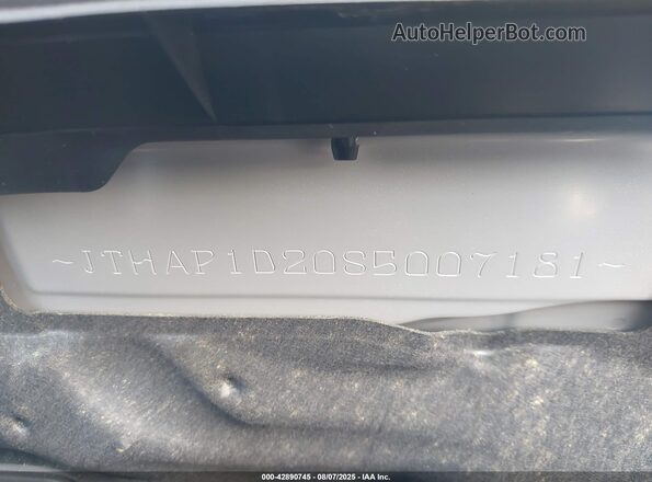 JTHAP1D20S5007181 2025 LEXUS IS 500 Gray ძრავის განყოფილების ხედი