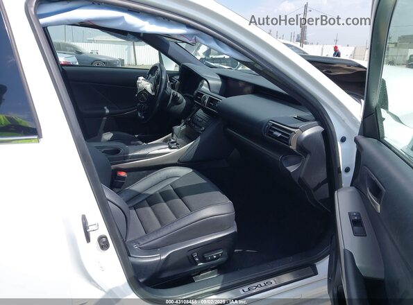 JTHBA1D20J5073234 2018 LEXUS IS 300 White 