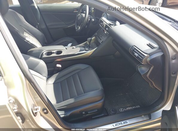 JTHC81D21K5036078 2019 LEXUS IS 300 Silver Вид салону спереду