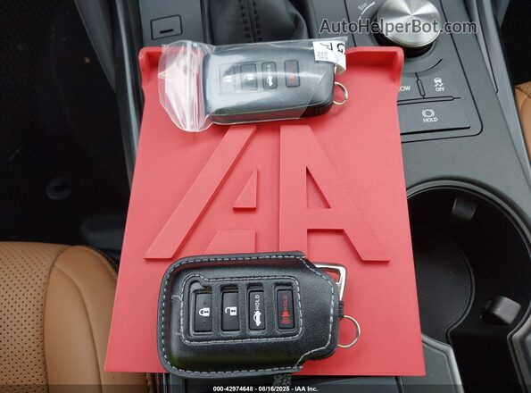 JTHD81F23P5050881 2023 LEXUS IS Red Vista del salpicadero