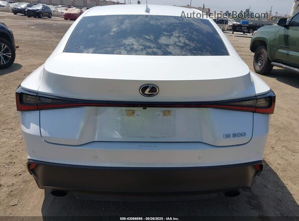 JTHDA1D28N5121240 2022 LEXUS IS 300 White 