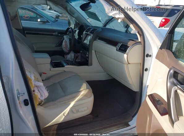 JTJBM7FX5H5169873 2017 LEXUS GX White Widok wnętrza z przodu