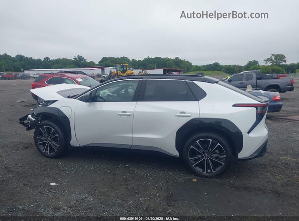 JTMABACA2PA032543 2023 TOYOTA LIMITED White Панорамний вид салону 360°