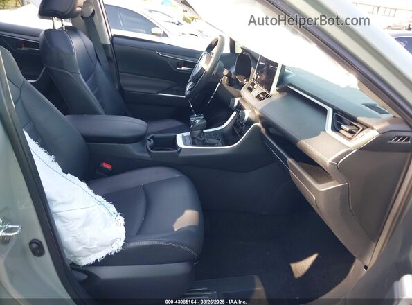JTMB6RFV5PD090151 2023 TOYOTA LE Серый 