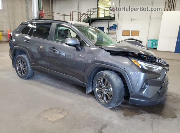 JTMB6RFV8ND055312 2022 TOYOTA LE Gray Передня права чверть