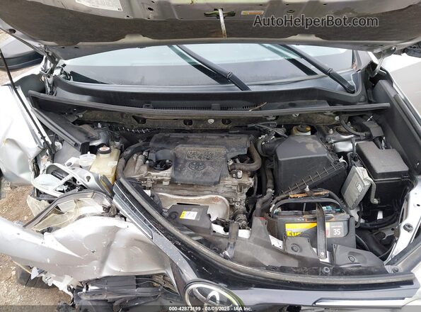 JTMBFREV8JJ221857 2018 TOYOTA LE Silver Հետևի տեսք