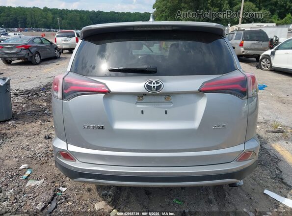 JTMWFREV8JJ188134 2018 TOYOTA LE Серебряный 