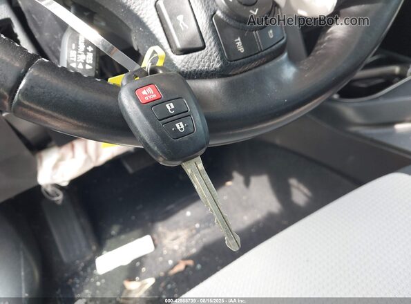 JTMWFREV8JJ188134 2018 TOYOTA LE Серебряный 