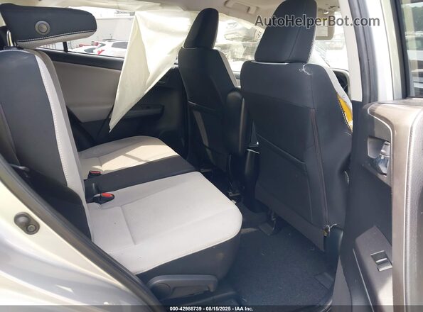 JTMWFREV8JJ188134 2018 TOYOTA LE Серебряный 