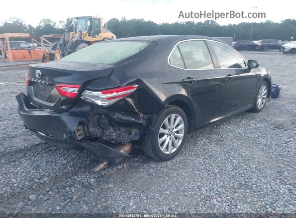 JTNB11HK7J3067983 2018 TOYOTA LE Black 