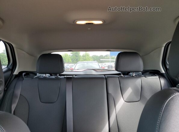 KL4AMBSPXSB166753 2025 BUICK ENCORE Blue Vista de los asientos traseros