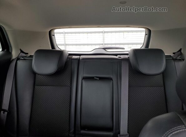 KL4CJFSB8JB585440 2018 BUICK ENCORE Silver 