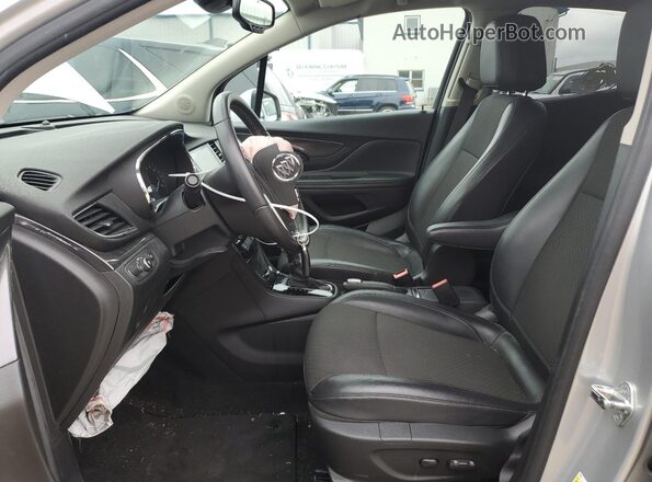 KL4CJFSB8JB585440 2018 BUICK ENCORE Silver 