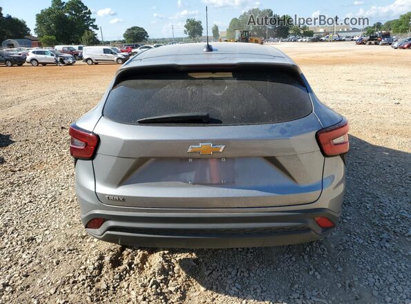 KL77LFE22RC027227 2024 CHEVROLET TRAX Серый Вид сзади