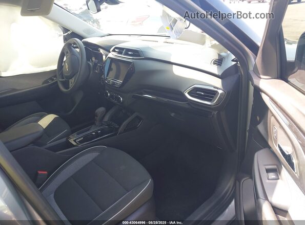 KL79MRSLXPB203903 2023 CHEVROLET TRAILBLAZER Gray Widok wnętrza z przodu
