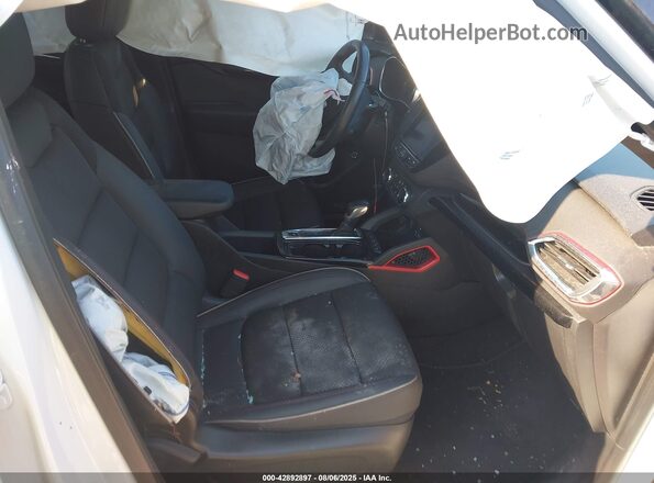 KL79MTSL1MB161551 2021 CHEVROLET TRAILBLAZER White Widok wnętrza z przodu