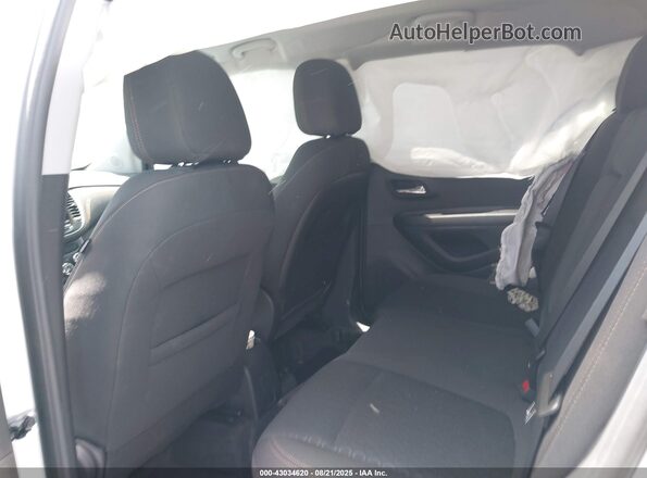 KL7CJKSB0MB319698 2021 CHEVROLET TRAX Silver 