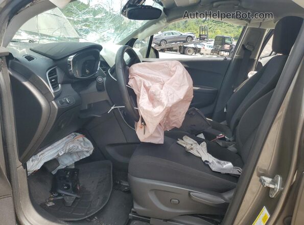 KL7CJKSB6LB336813 2020 CHEVROLET TRAX Tan Vista interior delantera