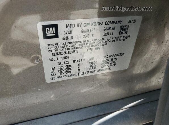 KL7CJKSB6LB336813 2020 CHEVROLET TRAX Tan Vista de la etiqueta del VIN