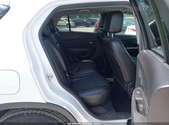KL7CJLSB5JB689532 2018 CHEVROLET TRAX White 