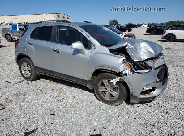 KL7CJLSB7JB600009 2018 CHEVROLET TRAX Silver 