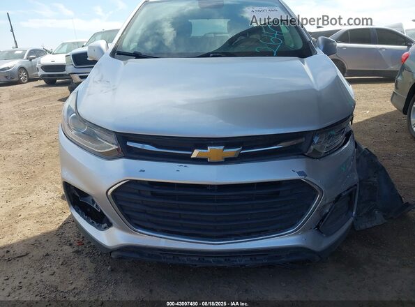 KL7CJLSB7LB012100 2020 CHEVROLET TRAX Silver Вид спереду
