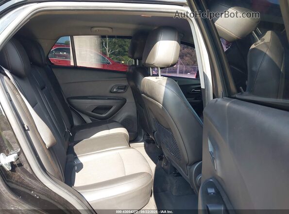 KL7CJLSB8LB067915 2020 CHEVROLET TRAX Black Vista de la etiqueta del VIN