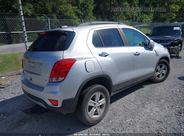 KL7CJPSB0JB707815 2018 CHEVROLET TRAX Silver 
